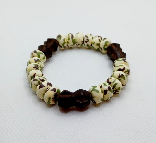 Camouflage Polymer Clay and Wood Stretch Bracelet