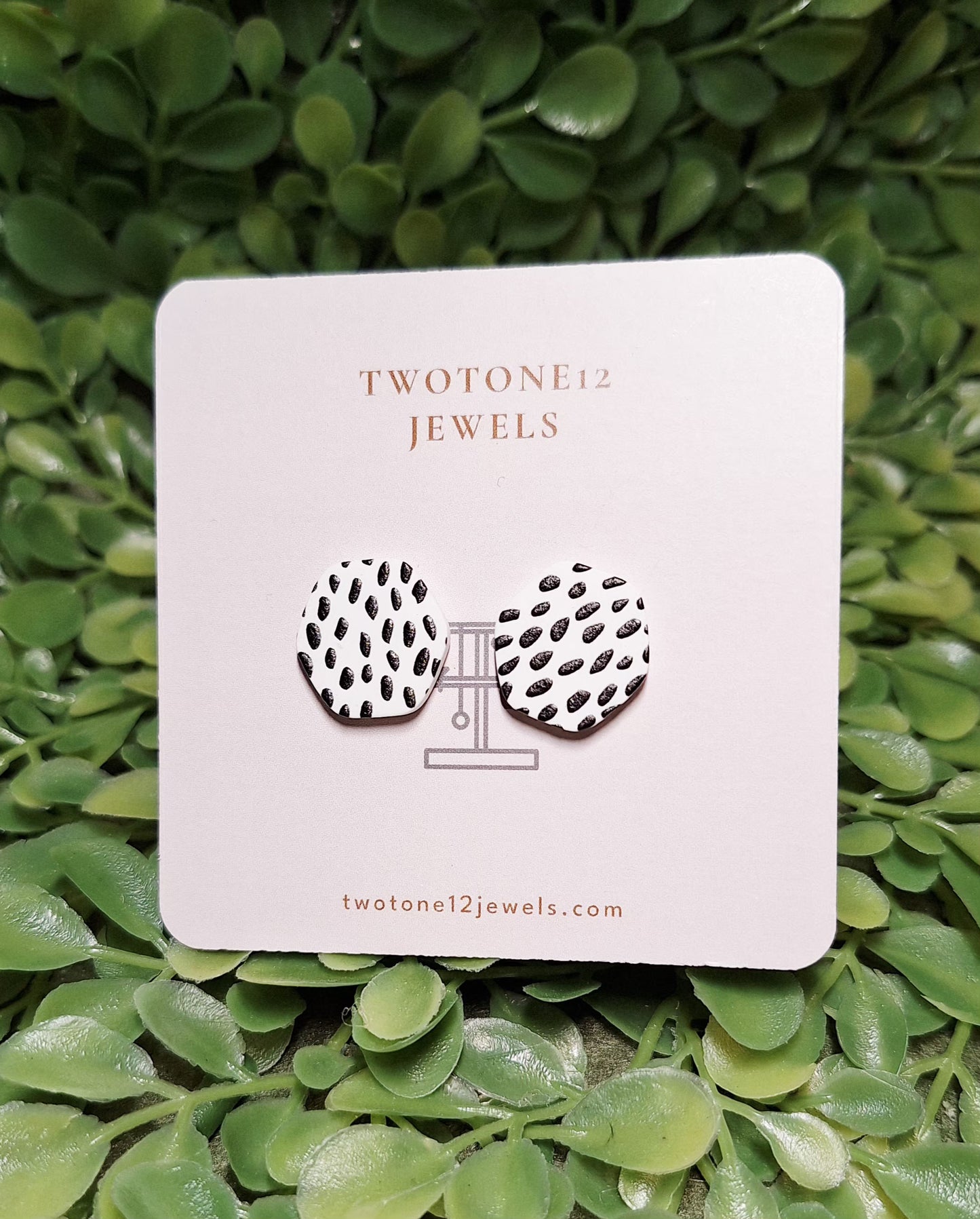 Minimalist Geometric Hexagon Acrylic Stud Earrings