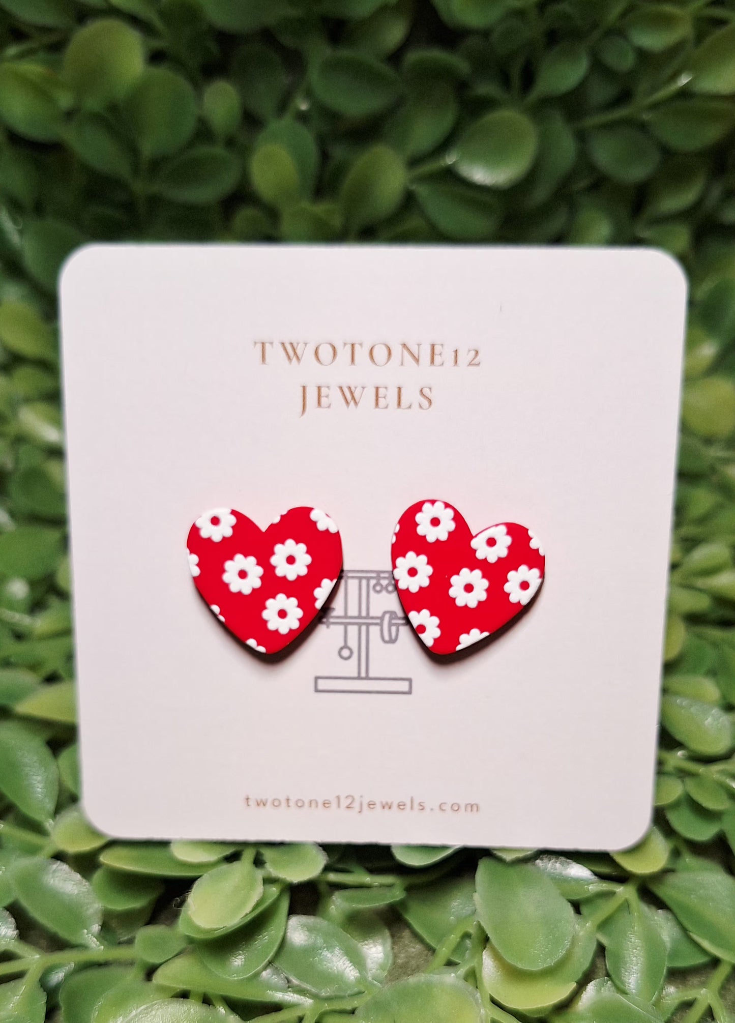 Dainty Heart Acrylic Stud Earrings